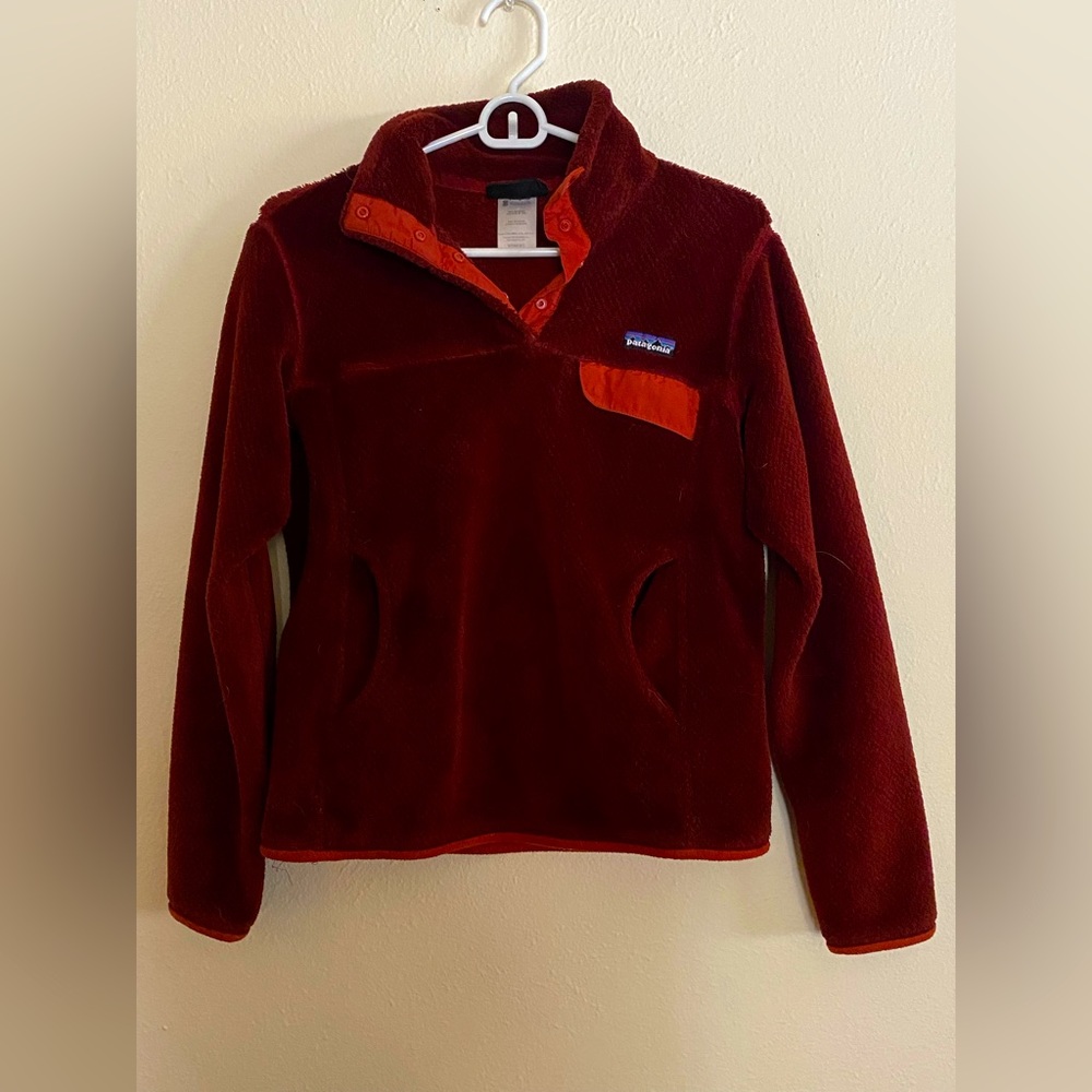 Patagonia women’s fleece pullover